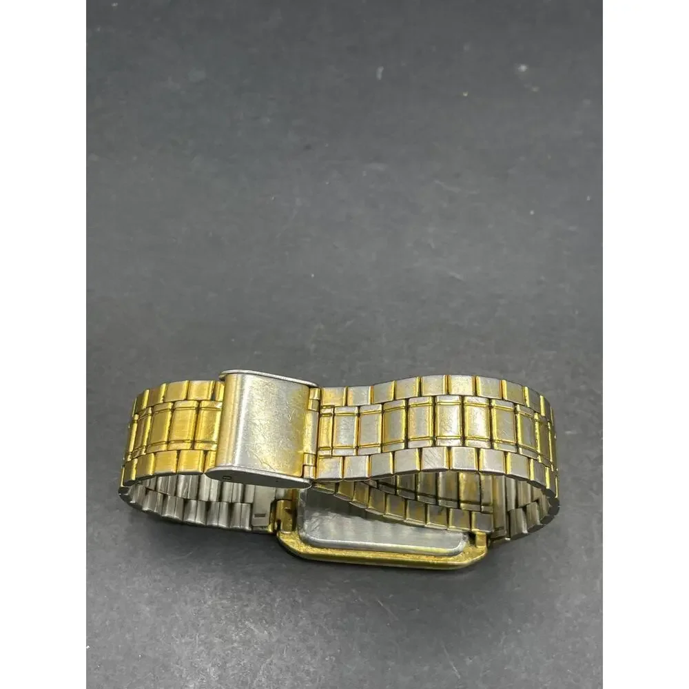 Pulsar Quartz VZ22-X009 Watch Gold Tone Rectangular Black Dial Vintage Band